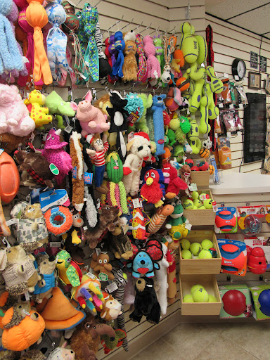 Kennel «Country Lane Pet Hotel & Pet Supplies», reviews and photos, 1075 3rd St, North Versailles, PA 15137, USA