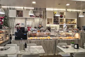 Momentus Pastry and Bakery image