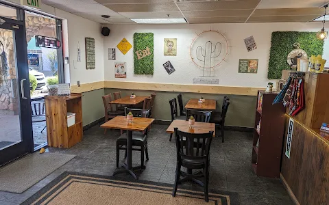 Drip 'N' Munch Cafe image