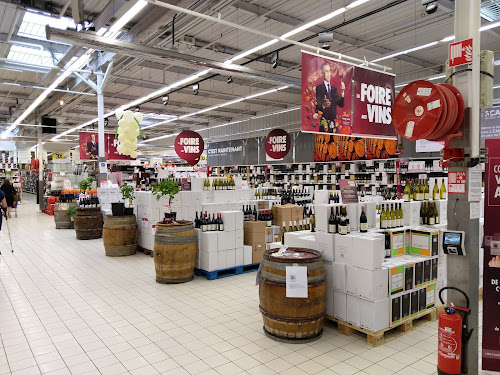 Centre Commercial Carrefour Les Bouchardes à Crêches-sur-Saône