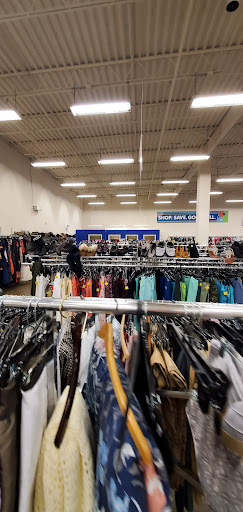 Thrift Store «Rappahannock Goodwill Industries:- Harrison Crossing Store», reviews and photos, 7101 Harrison Rd, Fredericksburg, VA 22407, USA