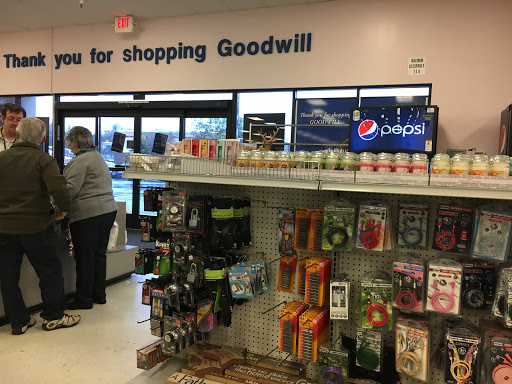 Thrift Store «Goodwill», reviews and photos, 2460 Grass Valley Hwy, Auburn, CA 95603, USA