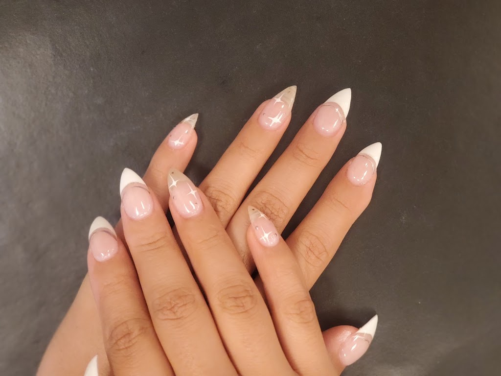 French nails & lashes 92562