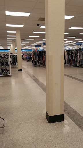 Clothing Store «Ross Dress for Less», reviews and photos, 880 N Military Hwy, Norfolk, VA 23502, USA