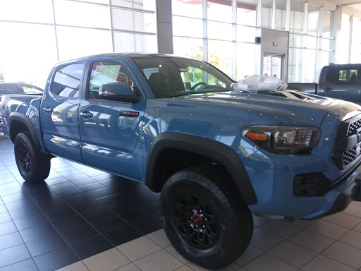 Toyota Dealer «Hanlees Davis Toyota», reviews and photos, 4202 Chiles Rd, Davis, CA 95616, USA