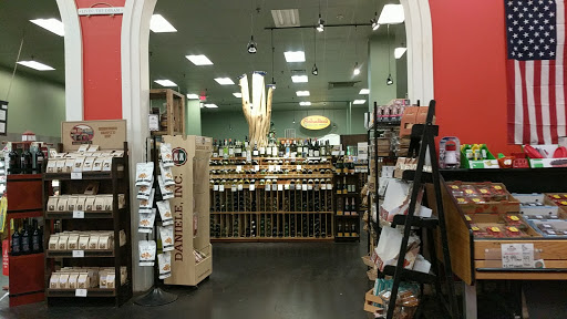 Gourmet Grocery Store «On the Vine Marketplace», reviews and photos, 75 Portsmouth Ave, Exeter, NH 03833, USA