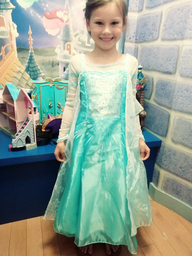 Toy Store «Disney Store», reviews and photos, 7600 Kingston Pike, Knoxville, TN 37919, USA