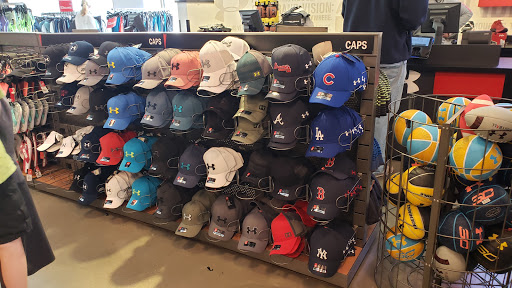 Clothing Store «Under Armour Factory House», reviews and photos, 5524 New Fashion Way #400, Charlotte, NC 28278, USA