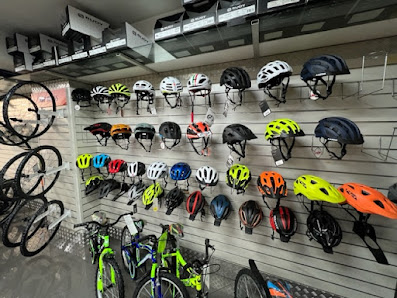 Barbaro Sport Srl Via Antonio Altomonte, 21/25, 89015 Palmi RC, Italia