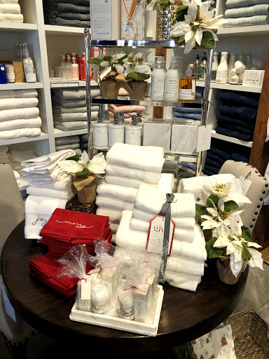 Furniture Store «Pottery Barn», reviews and photos, 1822 Redwood Hwy, Corte Madera, CA 94925, USA