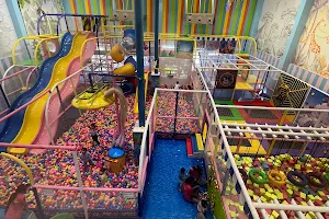 Ball n Bounce - Best Gaming Zone & Kids soft play in Rohtak. Full entertainment for Family. image