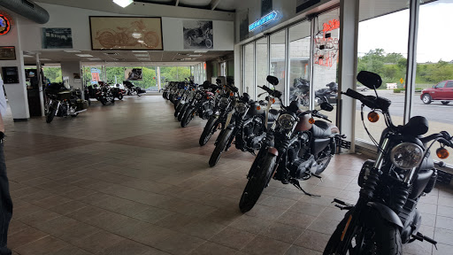 Harley-Davidson Dealer «South East Harley-Davidson», reviews and photos, 23105 Aurora Rd, Bedford Heights, OH 44146, USA