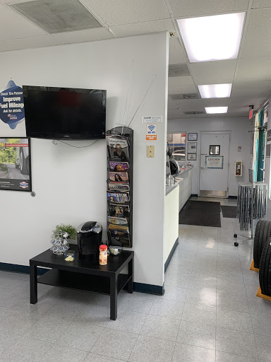 Auto Repair Shop «Great Bear Automotive», reviews and photos, 1430 Northpark Dr, Weston, FL 33326, USA