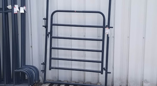 Home Improvement Store «Tractor Supply Co.», reviews and photos, 1550 Whitehall Rd, Muskegon, MI 49445, USA