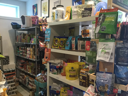 Pet Supply Store «Island Animal», reviews and photos, 35 Narragansett Ave, Jamestown, RI 02835, USA