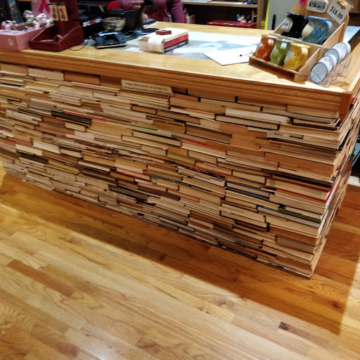 Book Store «Duck River Books», reviews and photos, 12 Public Square, Columbia, TN 38401, USA