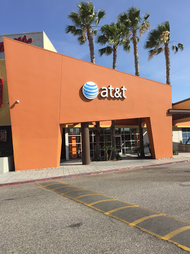Cell Phone Store «AT&T Authorized Retailer», reviews and photos, 8052 Limonite Ave #101, Riverside, CA 92509, USA