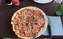 Plats et boissons du Pizzeria AS Pizza à Mandelieu-la-Napoule - n°6