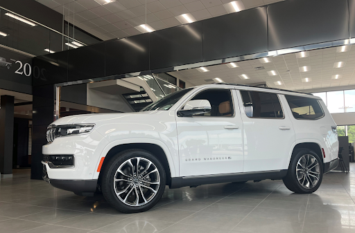 Chrysler Dealer «Jeff Wyler Chrysler Jeep Dodge Of Lawrenceburg», reviews and photos, 875 E Eads Pkwy, Lawrenceburg, IN 47025, USA