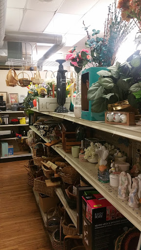 Non-Profit Organization «St. Vincent de Paul Thrift Store», reviews and photos, 213 Main St, West Chicago, IL 60185, USA