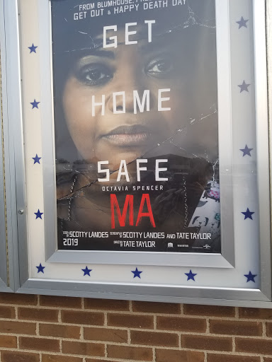 Movie Theater «M-89 Cinema», reviews and photos, 392 Cross Oaks Dr, Plainwell, MI 49080, USA