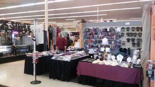 Thrift Store «B-thrifty - The Super Thrift Store», reviews and photos, 13412 Jefferson Davis Hwy, Woodbridge, VA 22191, USA