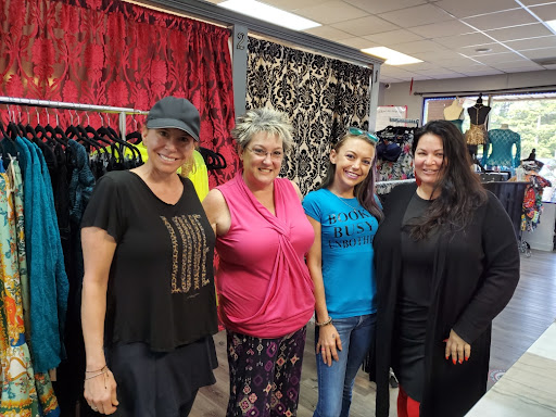 Lingerie Store «LiviRae Lingerie», reviews and photos, 440 Ernest W Barrett Pkwy NW #31, Kennesaw, GA 30144, USA