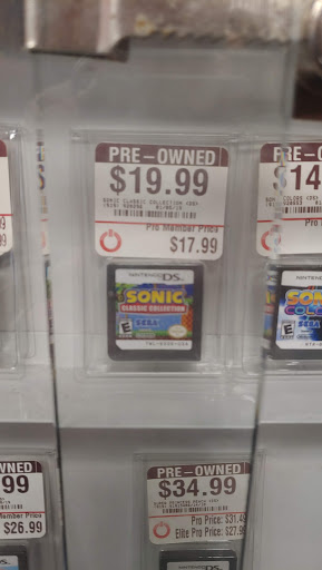 Video Game Store «GameStop», reviews and photos, 8767 Ridgeland Ave, Oak Lawn, IL 60453, USA