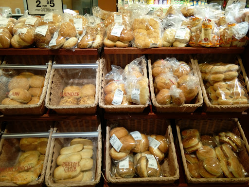 Supermarket «Big Y», reviews and photos, 533 S Broad St, Meriden, CT 06450, USA