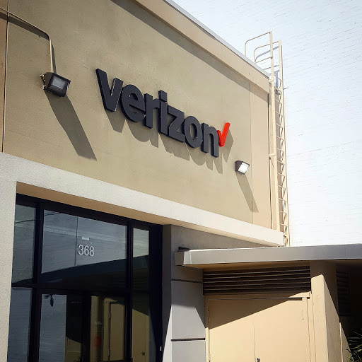 Cell Phone Store «Verizon», reviews and photos, 368 S Lake Ave, Pasadena, CA 91101, USA