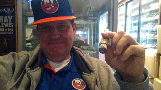 Tobacco Shop «Cigar World», reviews and photos, 735 NJ-17, Ramsey, NJ 07446, USA