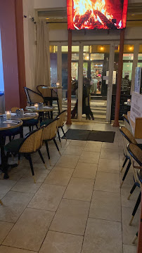 Atmosphère du Restaurant italien La Monella Pizzeria à Paris - n°3