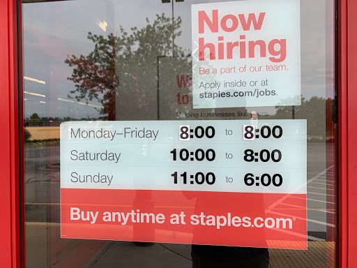 Office Supply Store «Staples», reviews and photos, 4214 W Wendover Ave, Greensboro, NC 27407, USA