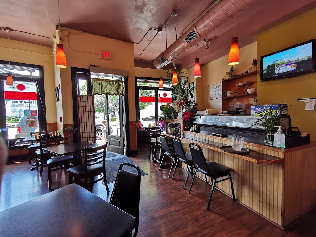 3 Country Bistro 01801