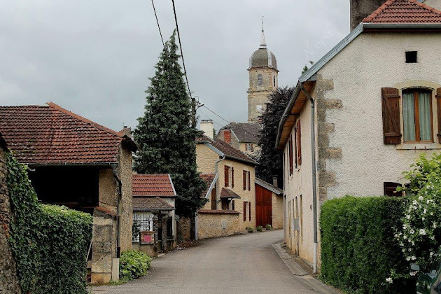 Photo Maison de campagne Nemet 70360 Scey-sur-Saône-et-Saint-Albin