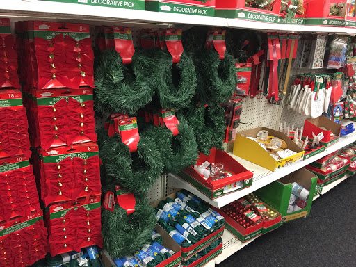 Dollar Store «Dollar Tree», reviews and photos, 2117 NE Burnside Rd, Gresham, OR 97030, USA