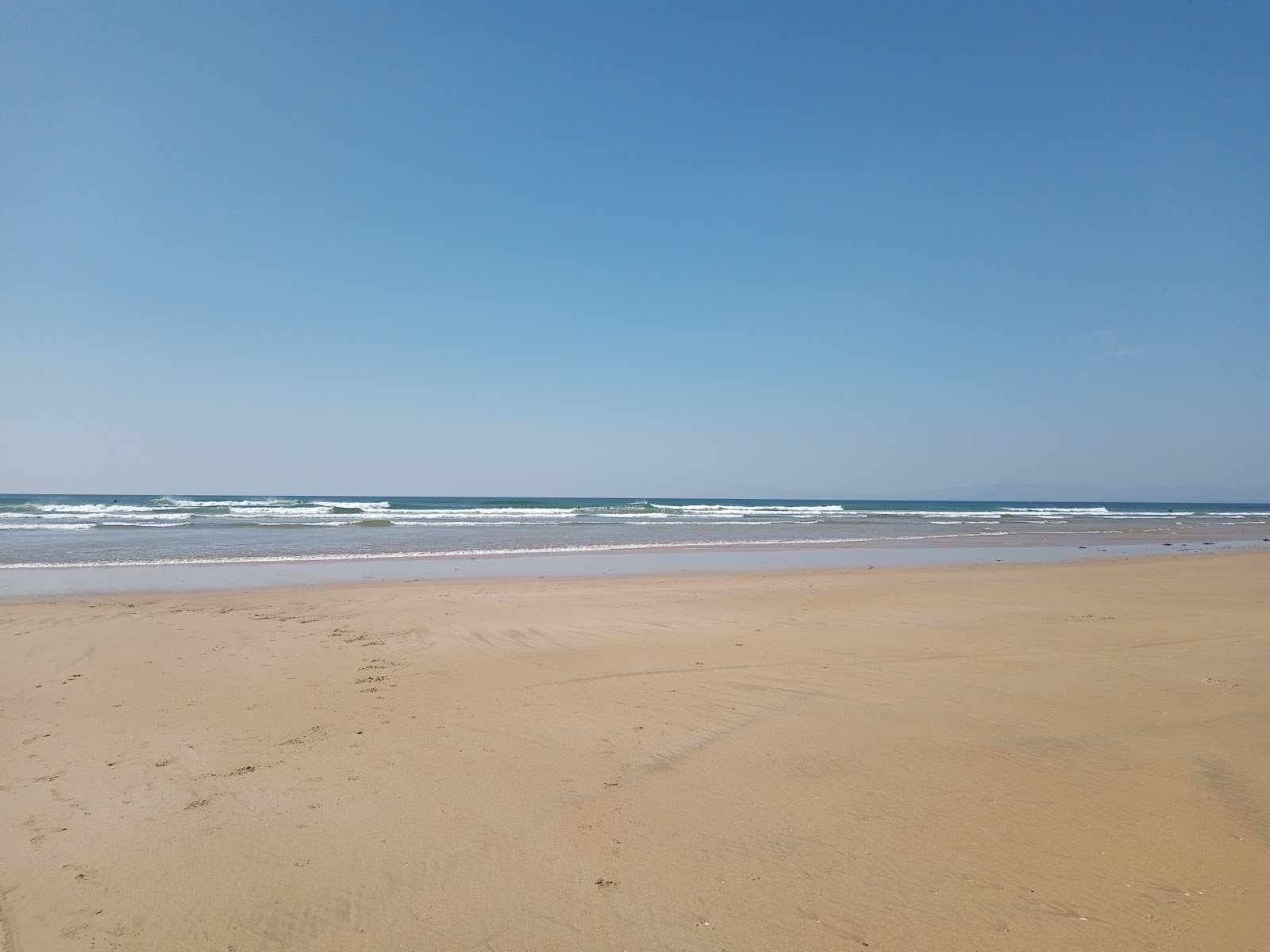 Φωτογραφία του Tullan Beach ubicado en área natural