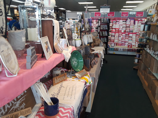 Christian Book Store «Majesty Bible and Gifts», reviews and photos, 7020 N Cedar Ave, Fresno, CA 93720, USA