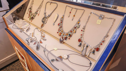 Jewelry Designer «Rainbow Bridge Jewelers», reviews and photos, 721 Sutter St, Folsom, CA 95630, USA