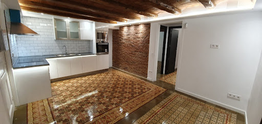 ServiciosChavez en Sant Adrià de Besòs, Barcelona