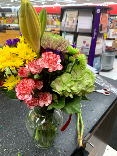 Grocery Store «Winn-Dixie», reviews and photos, 10 McFarland Blvd, Northport, AL 35476, USA