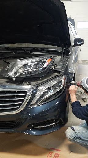 Auto Body Shop «E & T Auto Body Inc», reviews and photos, 153 Elm St, Waltham, MA 02453, USA