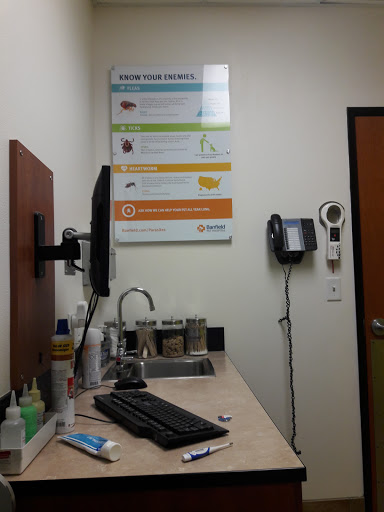 Pet Supply Store «PetSmart», reviews and photos, 2525 W Wheatland Rd, Dallas, TX 75237, USA