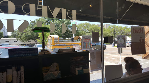 Book Store «River Oaks Book Store», reviews and photos, 3270 Westheimer Rd, Houston, TX 77098, USA