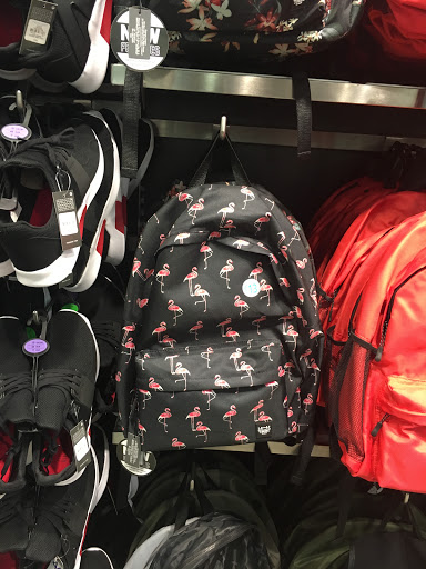 Stores to buy children's backpacks Hannover