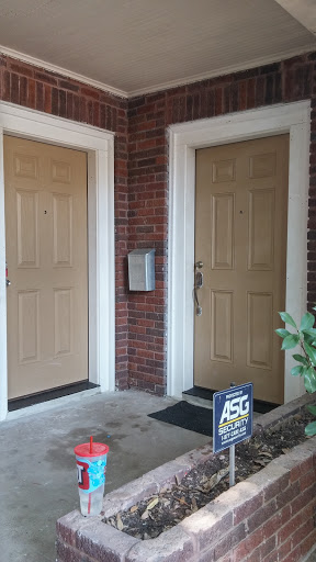 Door Supplier «Pro Door Repair», reviews and photos, 9099 Creede Trail, Fort Worth, TX 76118, USA