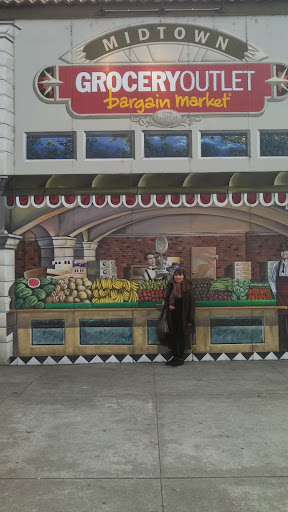 Grocery Store «Grocery Outlet Bargain Market», reviews and photos, 1700 Capitol Ave, Sacramento, CA 95811, USA