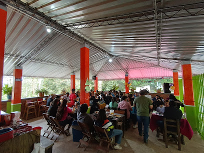 EL TURISTA PARADOR GASTRONÓMICO - Km 2.3, Choachi - Bogotá, Choachí, Cundinamarca, Colombia