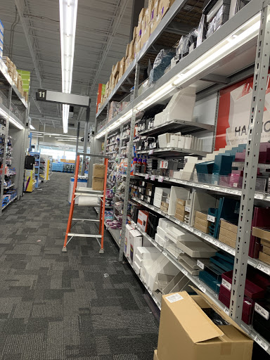 Office Supply Store «Staples», reviews and photos, 1080 Old Country Rd, Westbury, NY 11590, USA