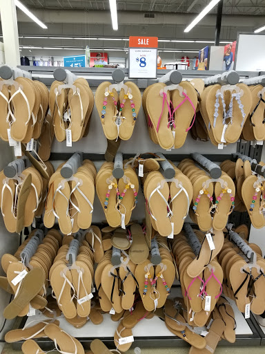 Clothing Store «Old Navy», reviews and photos, 90 Pleasant Valley St, Methuen, MA 01844, USA